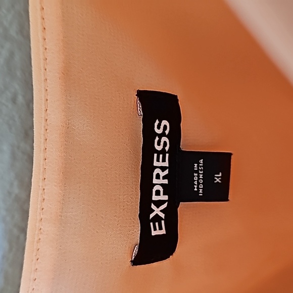 Express Romantic Flirty ruffle button front peplum cami XL - Picture 6 of 11